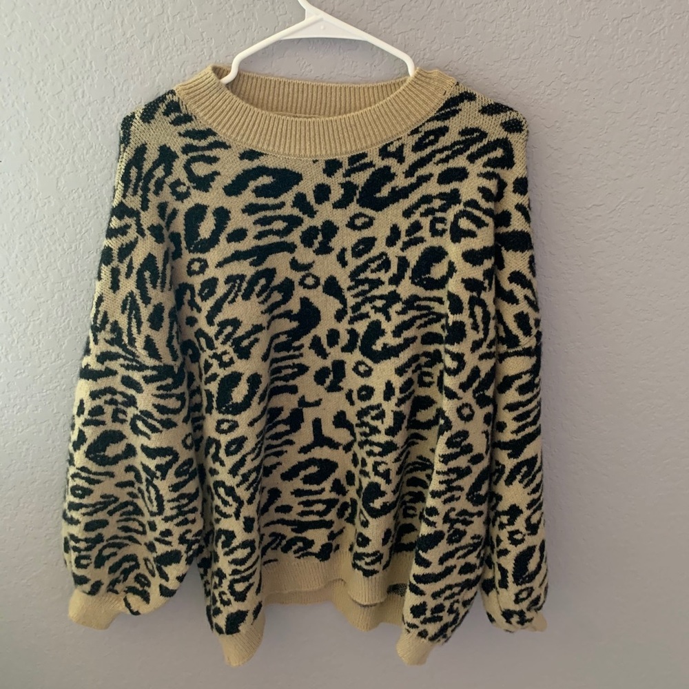 Medium Leopard Print Sweater